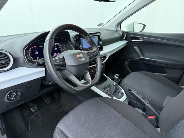 Seat Arona 1.0 TSI Style Business Connect | 95 PK | Climate control | Cruise control | Apple Carplay/Android Auto |