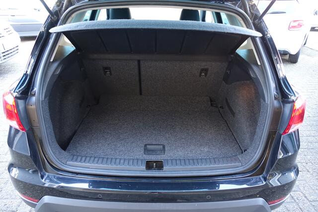 Seat Arona 1.0 TSI Style Business Intense Full options! Navi, Parkeerassist