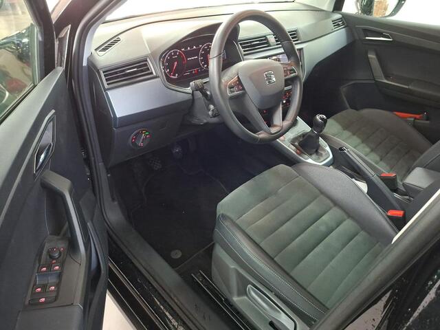 Seat Arona 1.0 TSI Style Business Intense Plus / CAMERA/ PARK. SENSOREN/ VIRTUAL COCKPIT/ LED/ NAVI/ CLIMA/ GETINT GLAS/ 17" LMV