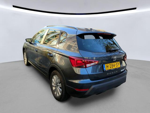 Seat Arona 1.0 TSI Style Business Intense / CAMERA/ PARK. SENSOREN/ NAVI/ CLIMA/ GETINT GLAS/ 16" LMV