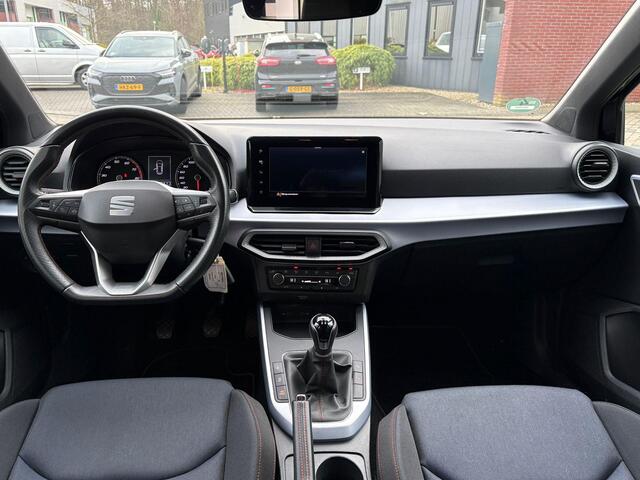 Seat Arona 1.0 TSI FR Trekhaak Camera Groot Navischerm Carplay Cruise Led