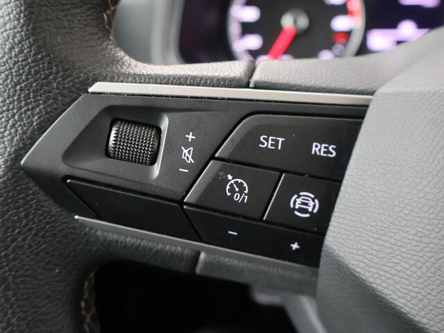 Seat Arona 1.0 TSI Style | 95 PK | LED verlichting | Cruise control | Apple Carplay/Android Auto |