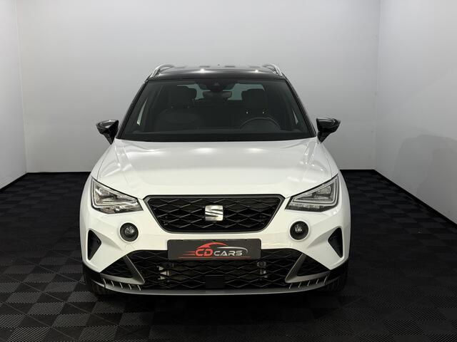 Seat Arona 1.5 EcoTSI FR Business Connect Camera, Navi, Keyless start, Virtual desk, Cruise control, A start stop, Rijstrook correctie, Clima