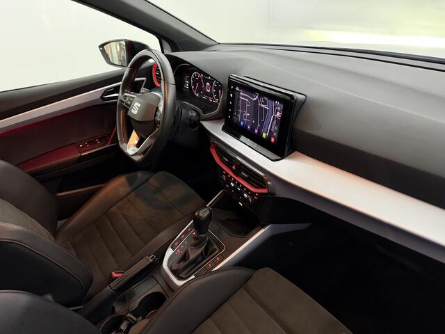 Seat Arona 1.5 EcoTSI FR Business Connect Camera, Navi, Keyless start, Virtual desk, Cruise control, A start stop, Rijstrook correctie, Clima