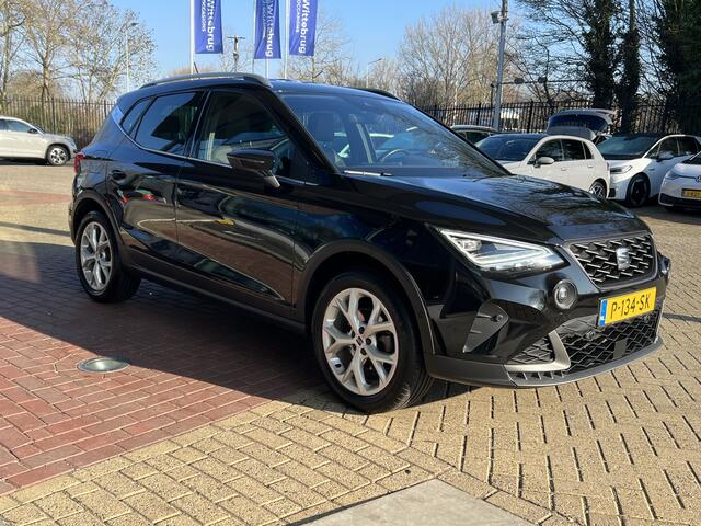 Seat Arona 1.0 TSI FR Business Intense / Alcantara / Led / Virtual cockpit / Camera