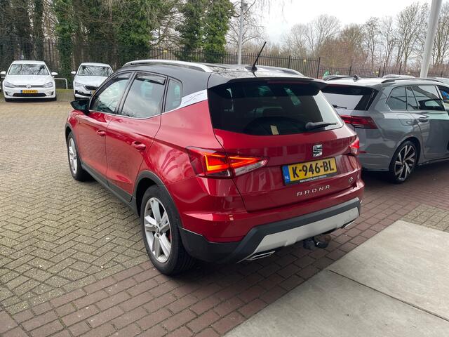 Seat Arona 1.0 TSI FR / Virtual cockpit / Trekhaak / Full Led / Navi / Keyless / Adaptive Cruise