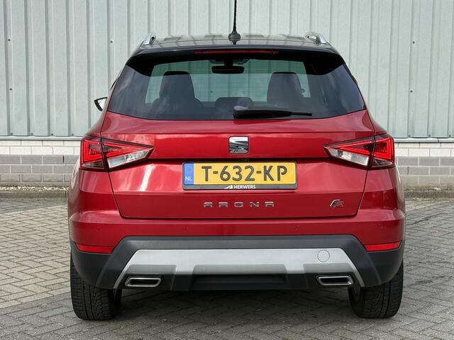 Seat Arona 1.5 TSI EVO FR Business Intense / Navigatie / Cruise Control / Stoelverwarming / All Seasonbanden / Dodehoek Detectie / Climate Control / Camera / Apple CarPlay/Android Auto /