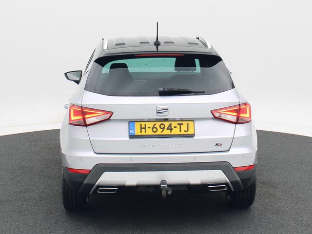 Seat Arona 1.5 TSi 150 Pk EVO FR Business Intense | Trekhaak | Camera | Adaptive Cruise | Navigatie | CarPlay | 18 Inch | 85.158 Km !!