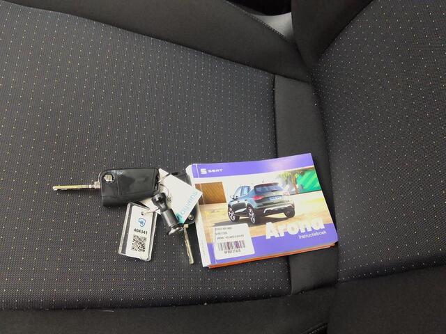 Seat Arona 1.0 TSI STYLE I 2E PAASDAG OPEN I APPLE CARPLAY I CLIMATE CONTROL I CRUISE CONTROL I LICHT METALEN VELGEN