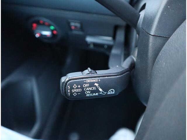 Seat Arona 1.0 TSI Style Business Navi / Camera / Climate / Adap Cruise / Carplay /