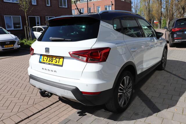 Seat Arona 1.0 TSI Xcellence Business Intense Navigatie, trekhaak,
