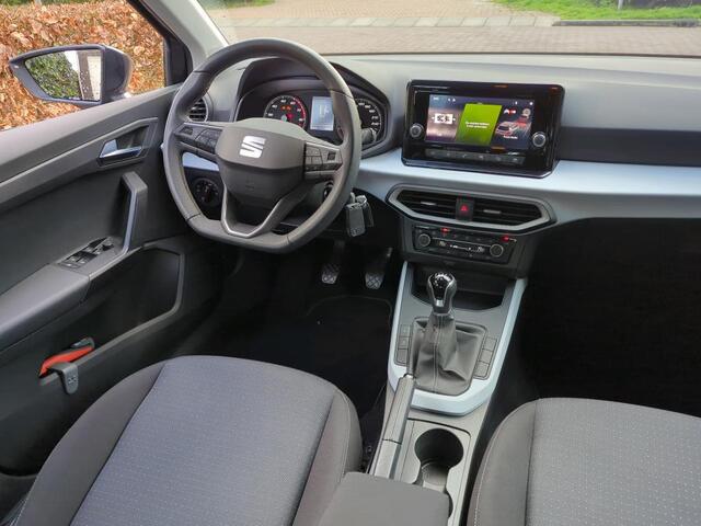 Seat Arona 1.0 TSI Style App-connect / Parkeersensoren / Airco (Clima) / 16"LM velgen