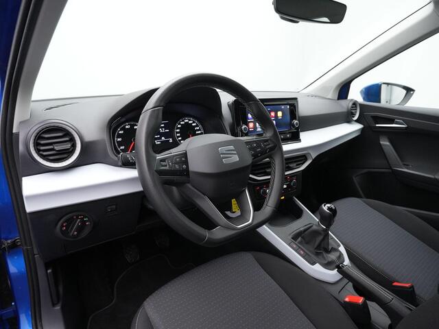 Seat Arona 1.0 TSI 95 pk Style | Parkeersensoren achter | Carplay | Cruise Control | 2-zone Climatronic