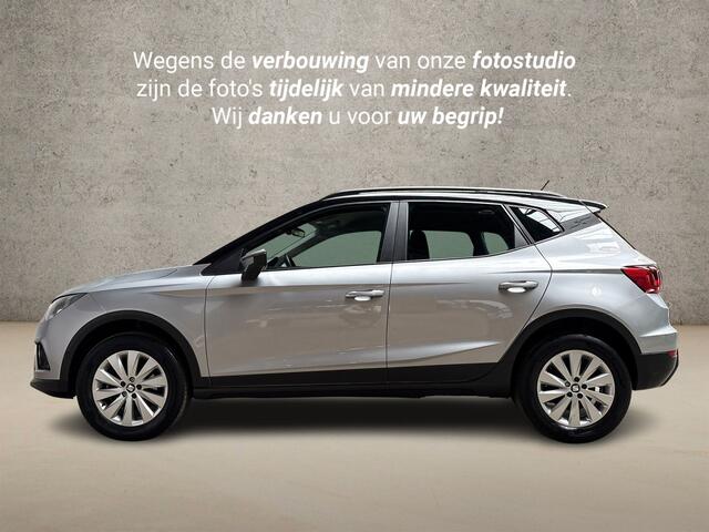 Seat Arona 1.0 TSI Intense Sport (APPLE CARPLAY, GROOT NAVI, CLIMATE, KEYLESS, CAMERA, SPORTSTOELEN, ADAPTIVE CRUISE, GETINT GLAS, NIEUWE APK, NIEUWSTAAT)