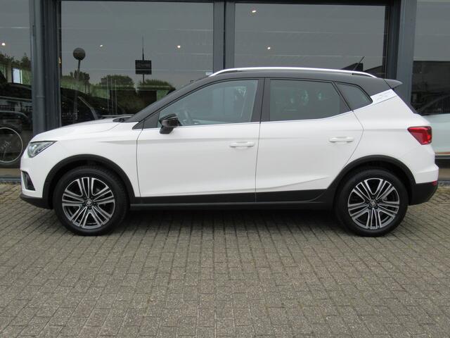 Seat Arona 1.0 TSI Xcellence Business Intense Automaat virtual cockpit | tr.haak | navi | cruise | stoel verw | LED kopl. | dode hoek