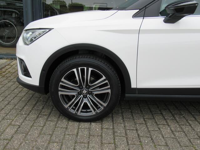 Seat Arona 1.0 TSI Xcellence Business Intense Automaat virtual cockpit | tr.haak | navi | cruise | stoel verw | LED kopl. | dode hoek