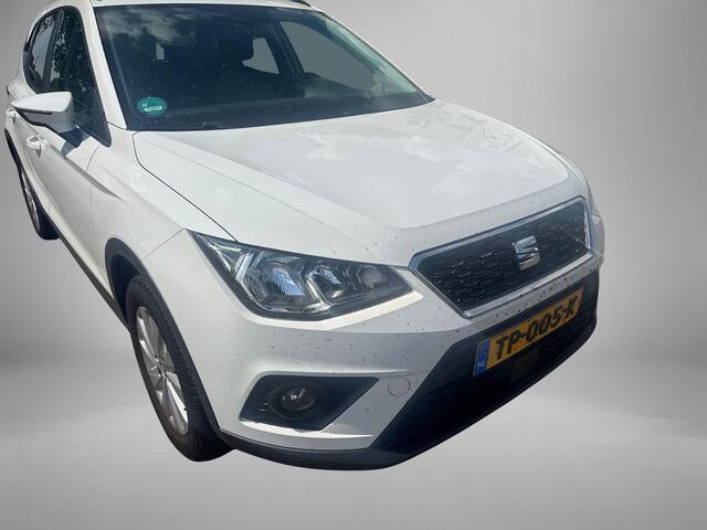 Seat Arona 1.0 TSI 115pk DSG Style Business Intense · Camera · Trekhaak · Keyless · Cruise Control · Clima · Draadloze Telefoonlader · Navigatie · Parkeerassistent ·
