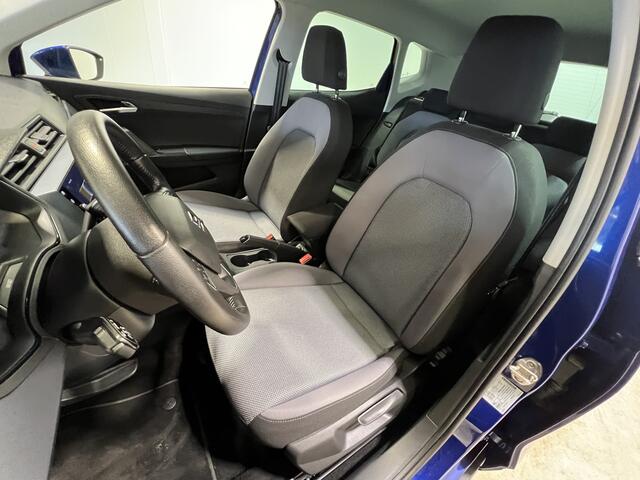 Seat Arona 1.0 TSI Style Business Intense Plus Trekhaak | Navigatie/Android/Apple Carplay | LM Velgen 16" | Voorstoelen Verwarmd | Cruise Control Adaptief | Airco |