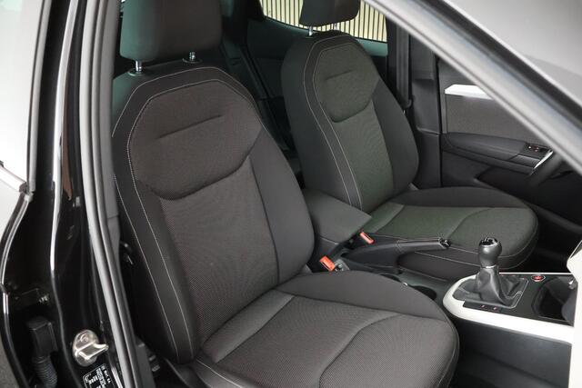 Seat Arona 1.0 TSI 116pk Xcellence Business Intense Trekhaak Camera Keyless LED Beats Virtual Cockpit Navigatie
