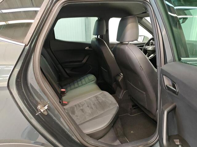Seat Arona 1.0 TSI Xperience 111PK Automaat / Stoelverwarming / Airco-ecc. / 1/2 leder / Lmv.18" / Navigatie / Apk 01-2028