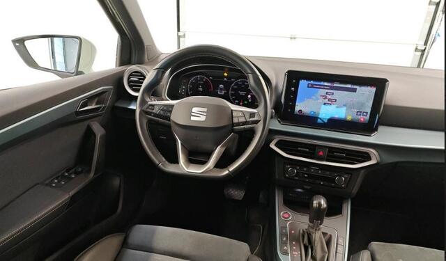 Seat Arona 1.0 TSI Xperience 111PK Automaat / Stoelverwarming / Airco-ecc. / 1/2 leder / Lmv.18" / Navigatie / Apk 01-2028