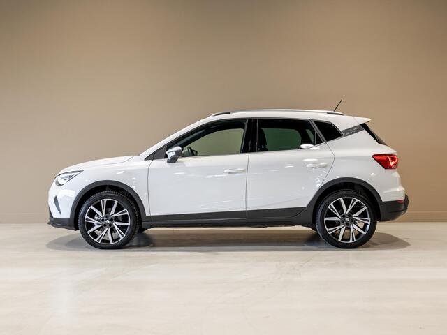 Seat Arona 1.0 TSI FR Business Connect / 110pk / Trekhaak / Dodehoek herkenning / Stoelverwarming /