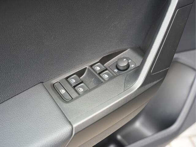 Seat Arona 1.0 TSI Style Business Intense | Apple Carplay/Android Auto | Cruise control |