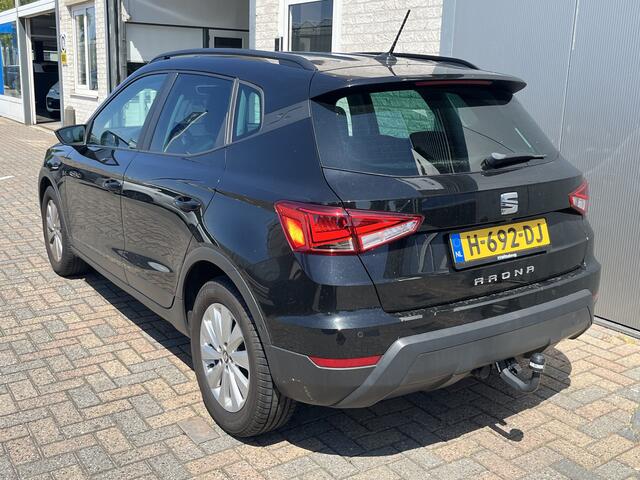 Seat Arona 1.0 TSI Style Business Intense / TREKHAAK/ ALCANTARA/ ADAPTIVE CRUISE/ PARKEER SENSOREN V+A + CAMERA/ FULL LINK/ KEYLESS/ DIGITAL DASH/ NAVI/ CLIMA/ 16 '' LMV