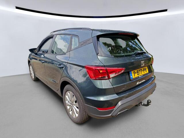 Seat Arona 1.0 TSI Style / PARK. SENSOREN/ TREKHAAK/ FULL LINK/ CLIMA/ 16" LMV