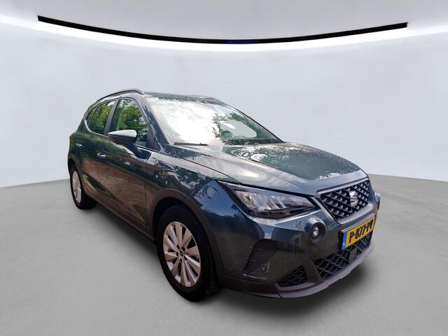 Seat Arona 1.0 TSI Style / PARK. SENSOREN/ TREKHAAK/ FULL LINK/ CLIMA/ 16" LMV