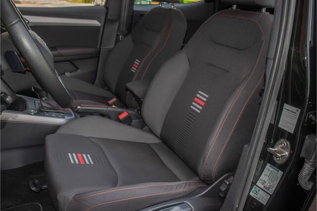 Seat Arona 1.0 TSI DSG FR Business Intense, Origineel NL, DAB+, Trekhaak, Camera, Carplay, Adaptive Cruise, Keyless.
