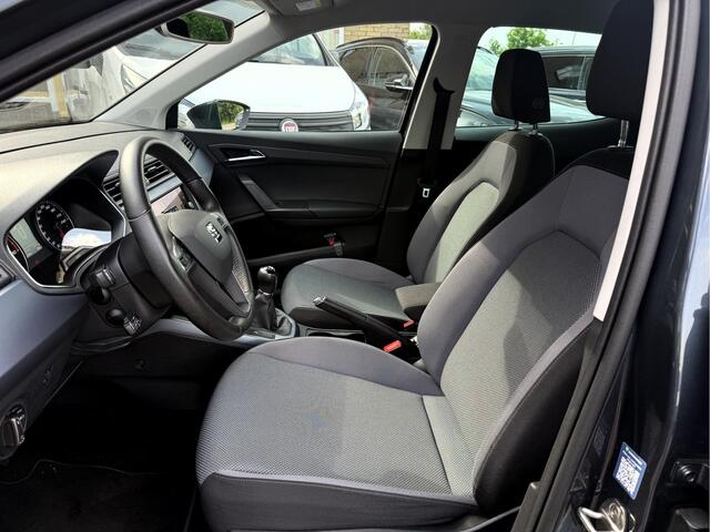 Seat Arona 1.0 TSI Style Business Intense Trekhaak, Camera