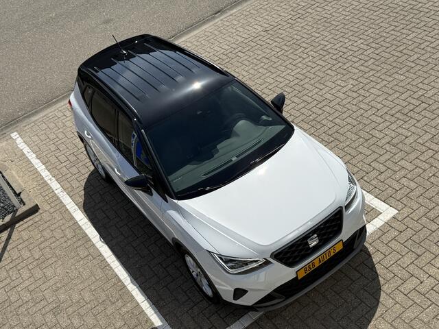 Seat Arona 1.0 EcoTSI 116pk DSG FR Business Connect l ACC l BLISS l CAMERA l ECC l NAVI l LED l 8.000km