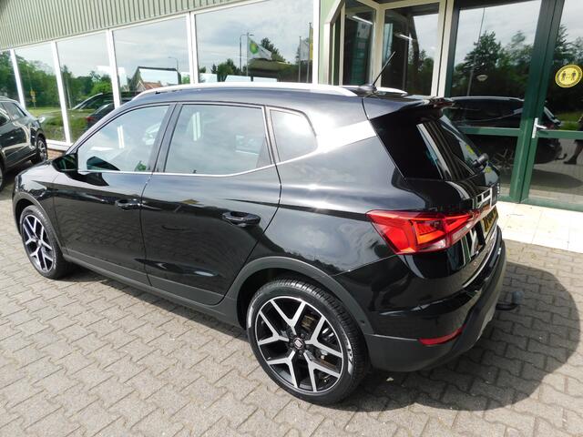 Seat Arona 1.0TSI 116PK DSG FR!! All-in Prijs! Trekhaak!