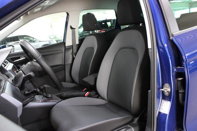 Seat Arona 1.0 TSI Style Business Intense Automaat / Keyless / Camera / Blind Spot / Navi. /