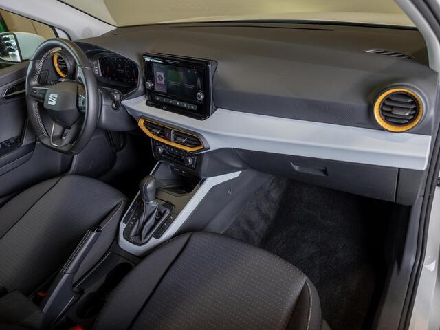 Seat Arona 1.0 TSI Style Business Connect / 110pk / Achteruitrij camera / Stoelverwarming /
