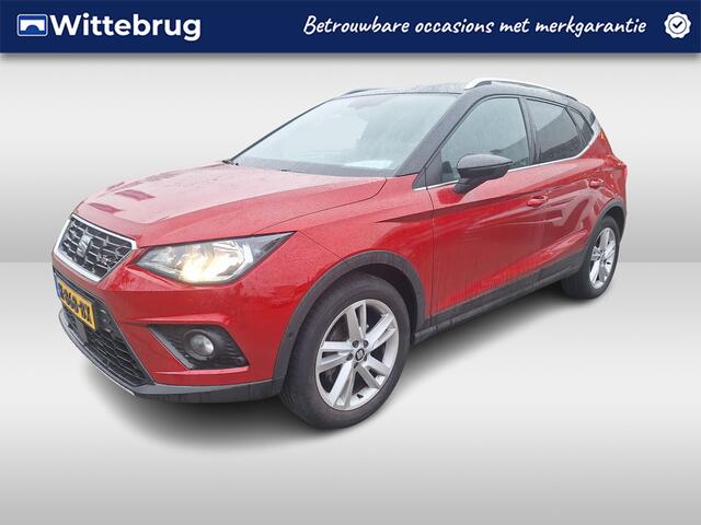 Seat Arona 1.0 TSI FR Business Intense Full Link / Parkeersensoren / Navigatie / 17" LM Velgen / Airco HAL