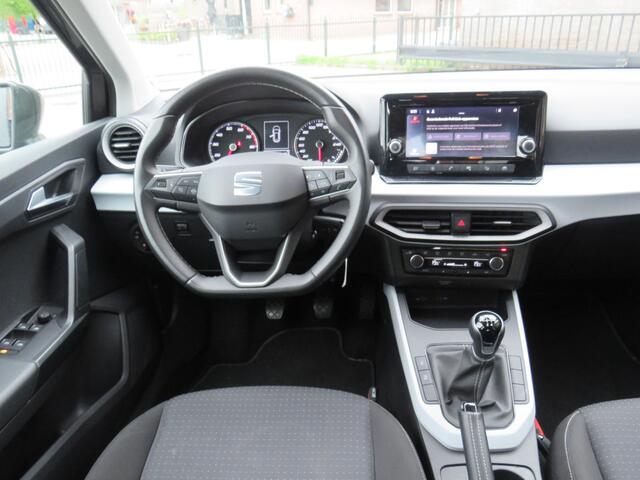 Seat Arona 1.0 TSI 95 Pk Style * Rijklaarprijs incl. garantie * Clima * Led * Carplay Android Navi * PDC * Cruise Control *
