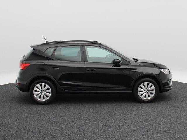 Seat Arona 1.0 TSi 115 Pk Style Business Intense | Adaptive Cruise | Camera | Trekhaak | CarPlay | 16 Inch | Climatronic | 77.602 Km !!