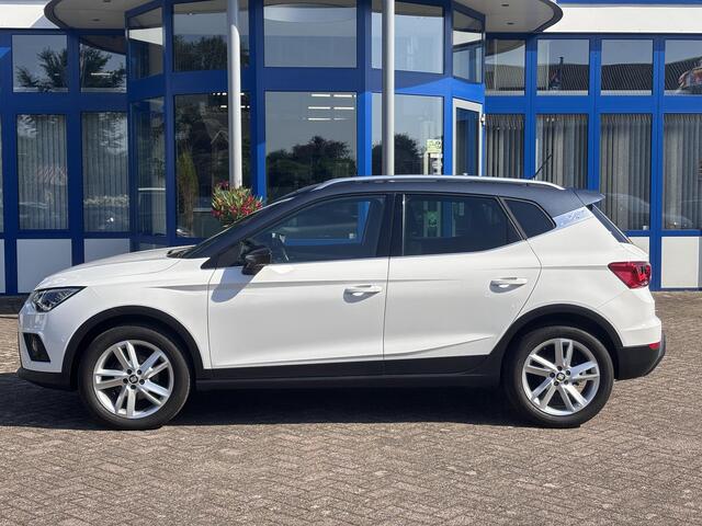 Seat Arona 1.5 TSI EVO FR l Trekhaak, LED, Navigatie, Apple CarPlay/Android Auto, Multifunctioneel stuurwiel, Parkeersensoren achter, Dealer onderhouden, Zeer nette wagen!