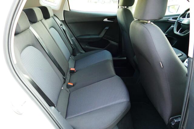 Seat Arona 1.0 TSI Style. Carplay/Android Navi, Clima, Cruise, 16"LMV, Haak 1000kg