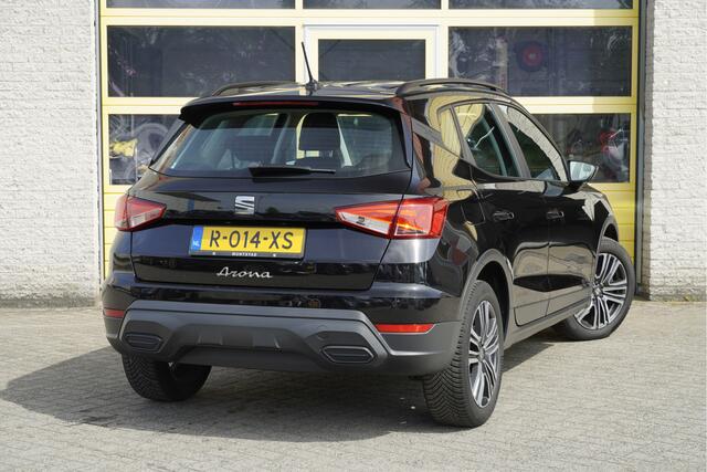 Seat Arona 1.0 TSI Style BJ2022 Lmv 17" | Led | Pdc | App-Connect | Climate control | Cruise control | Getint glas