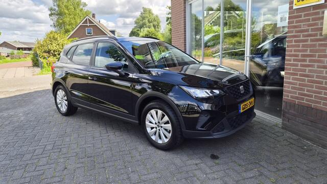 Seat Arona 1.0 TSI Style Business Intense, Stoelverwarming, Automaat