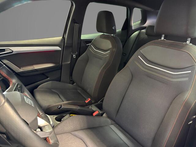 Seat Arona 1.0 EcoTSI 115pk DSG FR Business Connect · Apple/Android Car Play · Cruise Control · Clima · Parkeersensoren · LED Koplampen · 17"Velgen ·