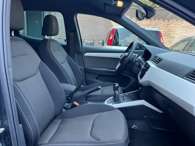 Seat Arona 1.0 TSI Xcellence Business Intense / DIGI COCKPIT / CARPLAY / CAMERA / NAVI / ADAP. CRUISE / AIRCO-ECC