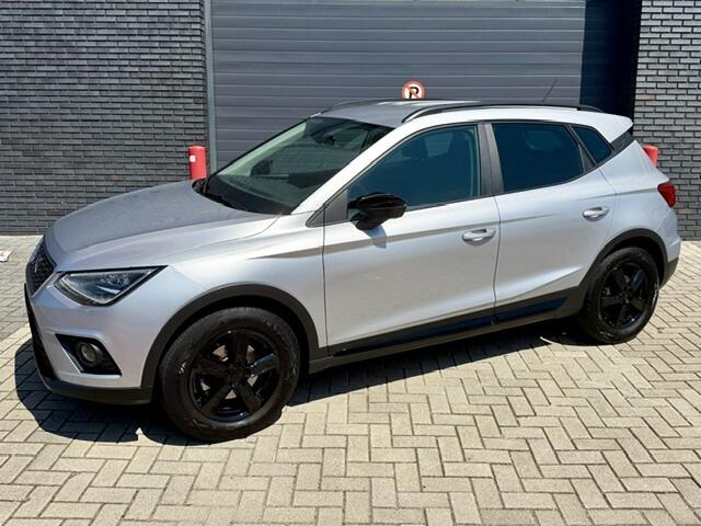 Seat Arona 1.0 TSI Style B.Int+ Carplay Virtual Cockpit Trekhaak