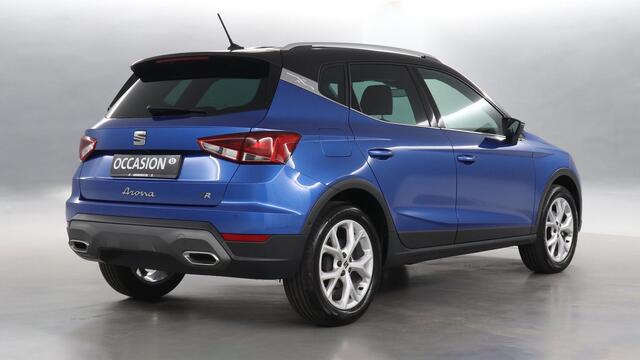 Seat Arona 1.0 EcoTSI 95pk FR Business Connect / Navigatie via App Connect / Stoelverwarming / Camera