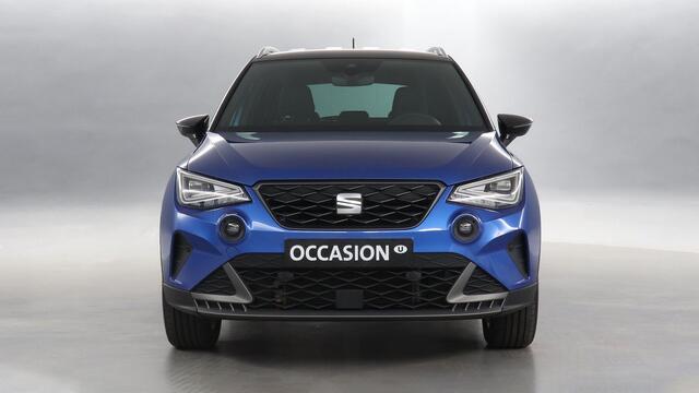 Seat Arona 1.0 EcoTSI 95pk FR Business Connect / Navigatie via App Connect / Stoelverwarming / Camera