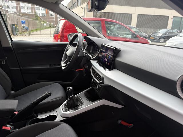 Seat Arona 1.0 TSI Style Business Connect NL AUTO/1E EIGENAAR/CARPLAY/NIEUWSTAAT