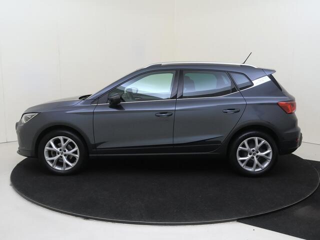Seat Arona 1.0 TSI FR | Cruise control | Lane assist | 2-zone airco | Sfeerverlichting | Parkeersensoren achter | Carplay | DAB+ radio |